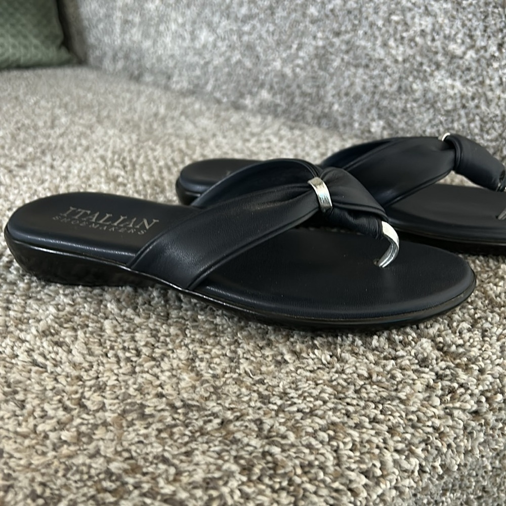 Italian Shoemakers Low Wedge Sandals - Picture 11 of 11